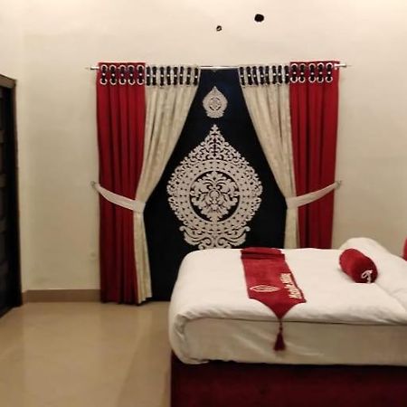 Hotel The Holiday Lahore Luaran gambar