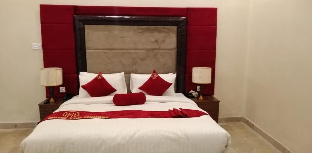 Hotel The Holiday Lahore Luaran gambar