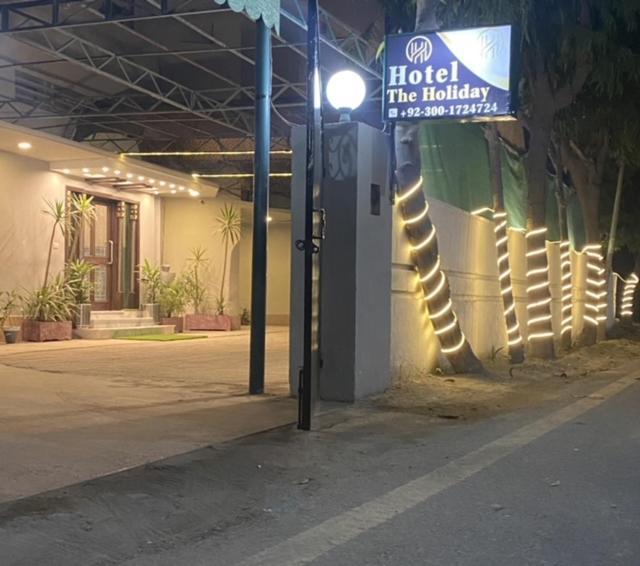 Hotel The Holiday Lahore Luaran gambar
