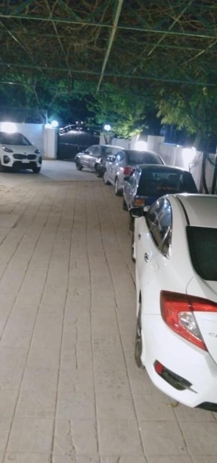 Hotel The Holiday Lahore Luaran gambar